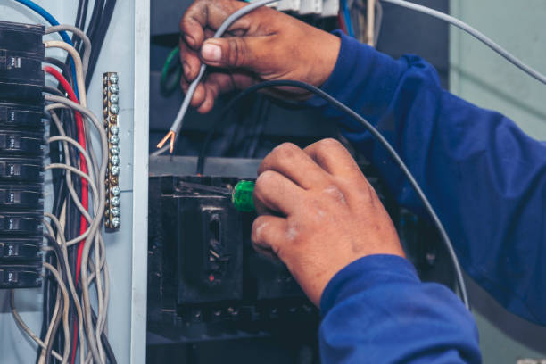 Best Circuit Breaker Repair  in Grand Marais, MN